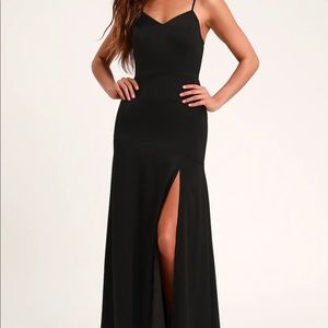 NWOT Lulu's Maxi Satin Black Dress